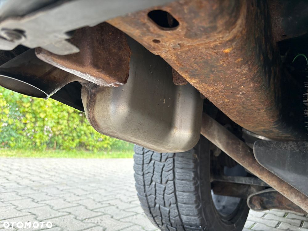 Land Rover Discovery 3.0 V6 Supercharged HSE - 34