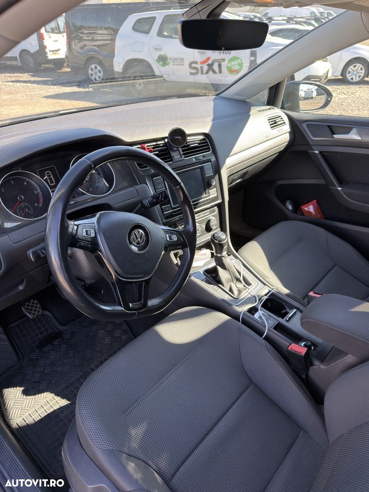 Volkswagen Golf - 7