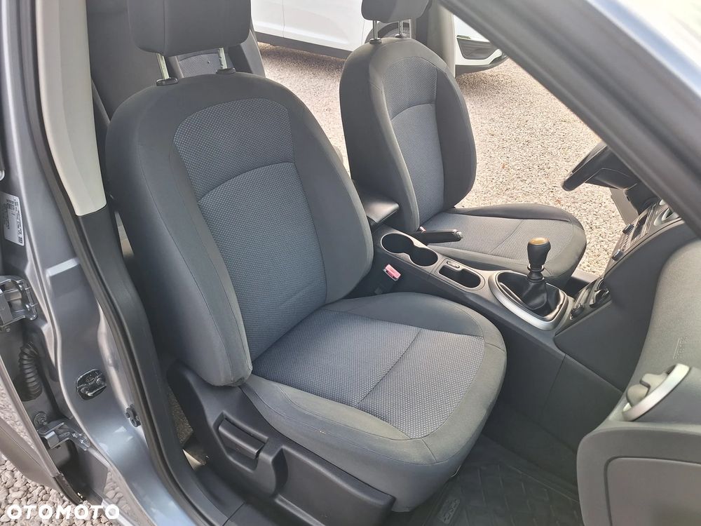 Nissan Qashqai+2 2.0 Acenta - 24