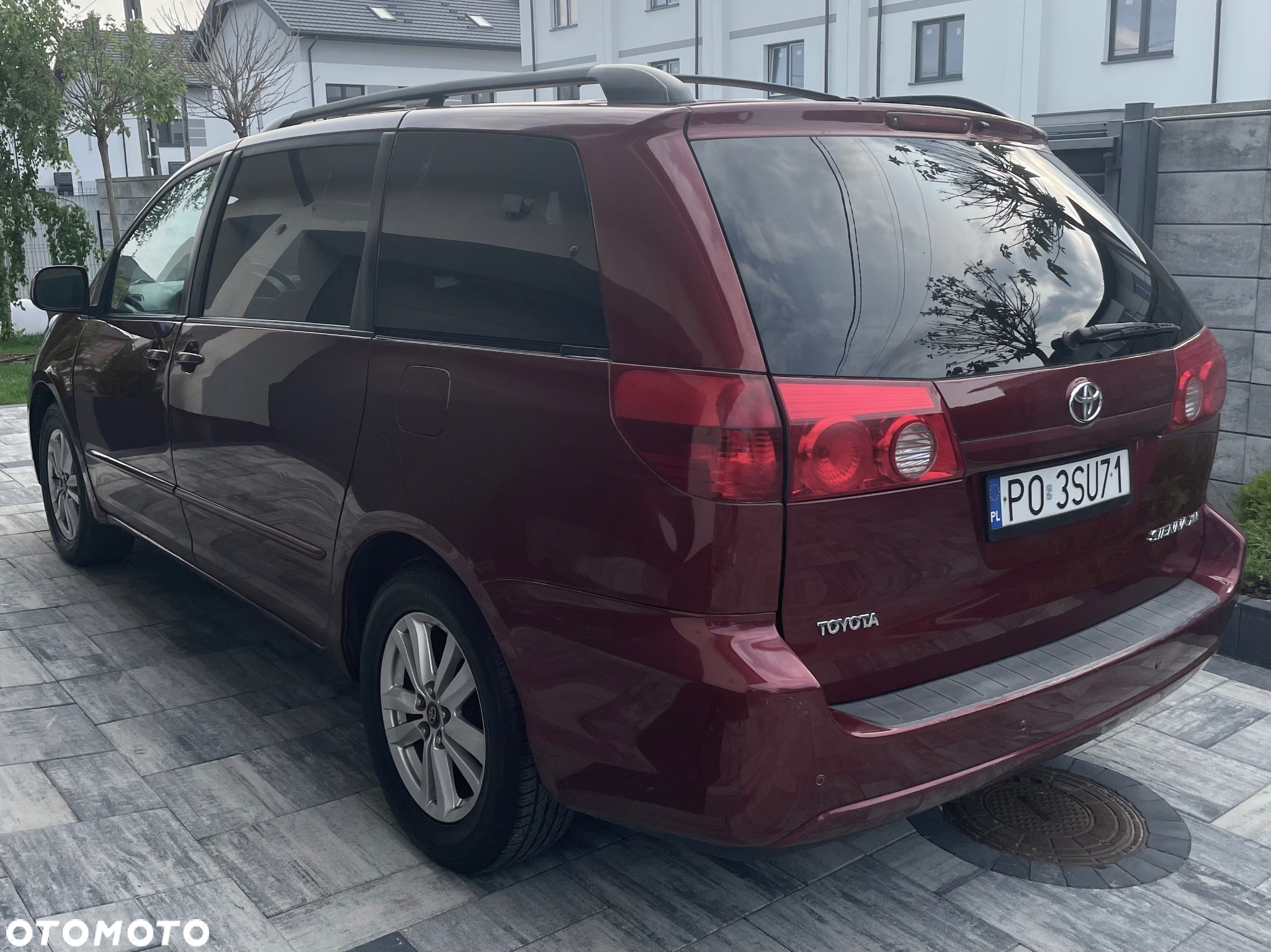 Toyota Sienna - 6