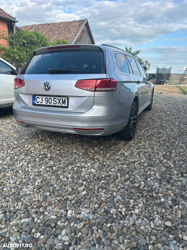 Volkswagen Passat 2.0 TDI DSG Comfortline - 3
