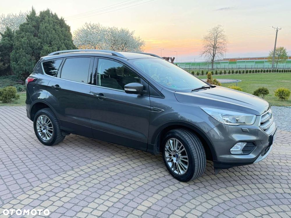 Ford Kuga - 35
