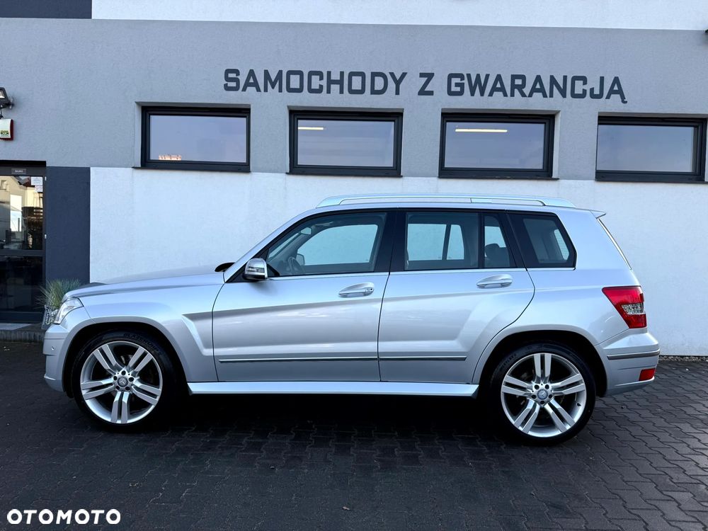 Mercedes-Benz GLK 350 CDI DPF 4Matic 7G-TRONIC SPORT EDITION - 11
