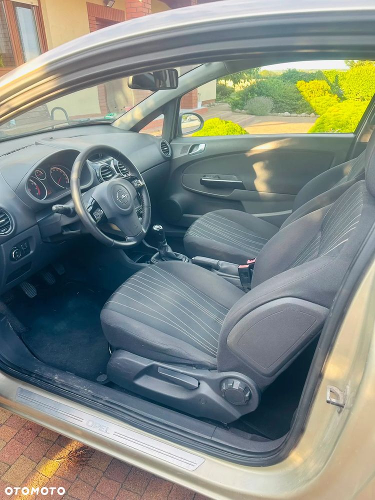 Opel Corsa 1.4 16V Edition 111 Jahre - 15