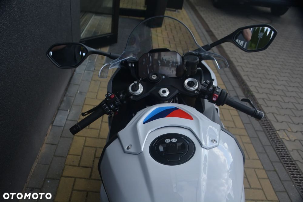 BMW S - 21