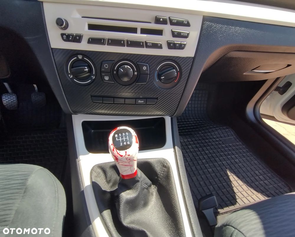 BMW Seria 1 116i - 14
