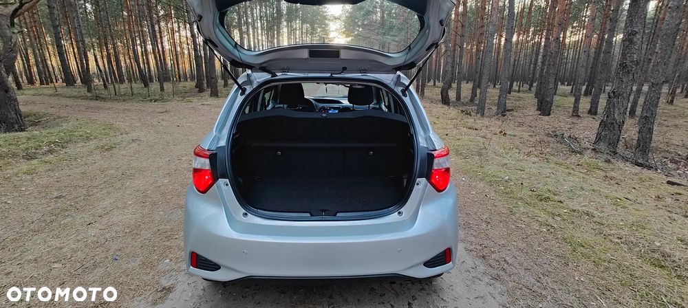 Toyota Yaris - 4