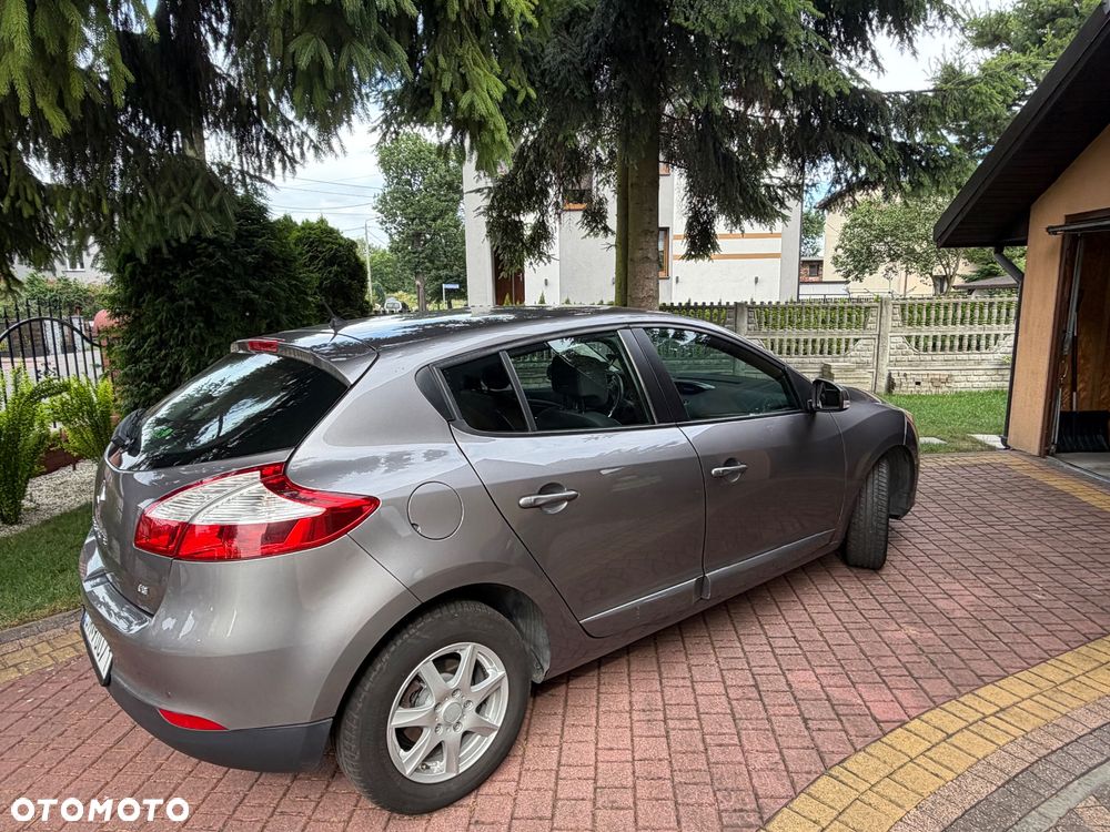 Renault Megane - 5