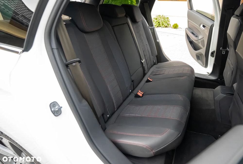 Peugeot 308 PureTech 130 EAT6 Stop & Start GT-Line Edition - 29