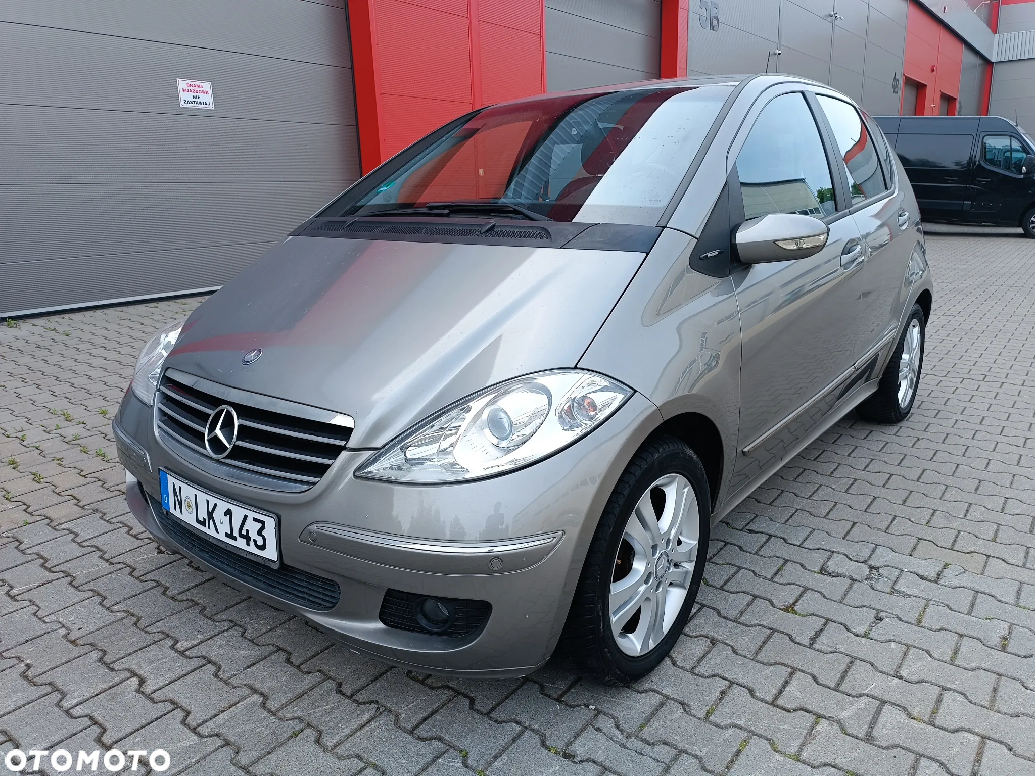 Mercedes-Benz Klasa A 180 CDI Autotronic Avantgarde - 13
