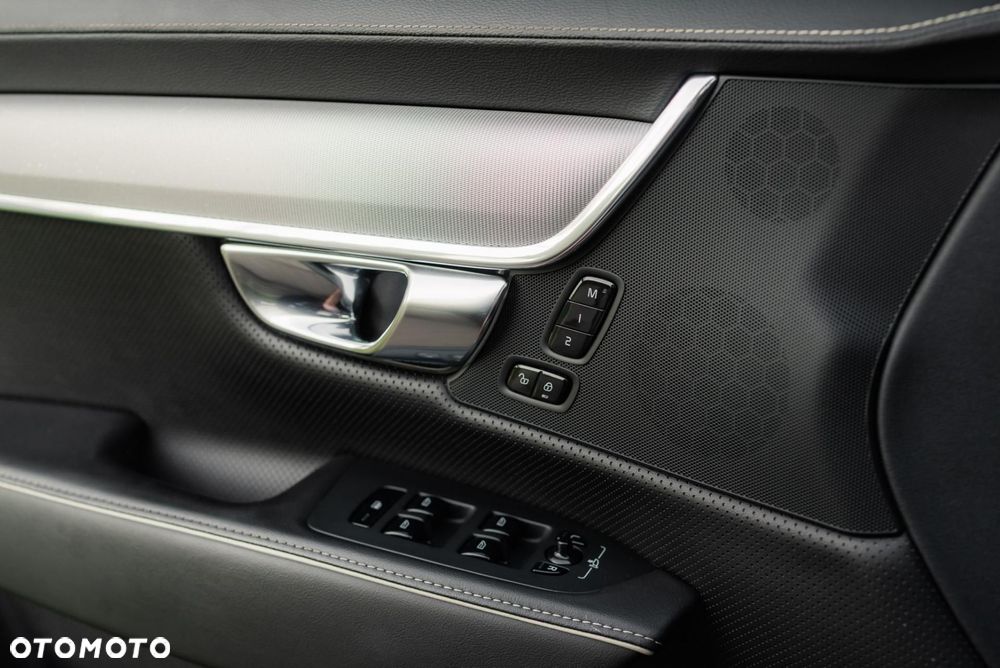 Volvo S90 D5 AWD R-Design - 26