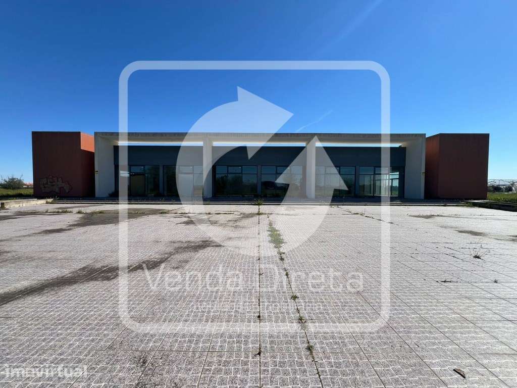Terreno de 25.300 m², com edifício destinado a serviços no Porto Alto. - Grande imagem: 3/19