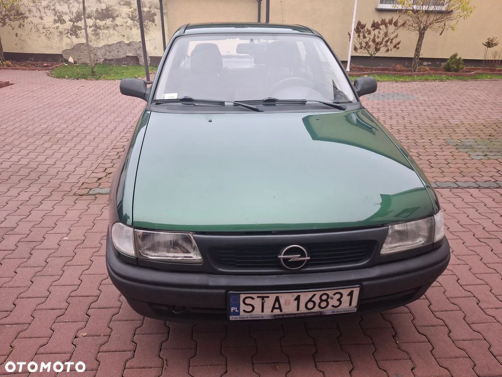 Opel Astra - 4