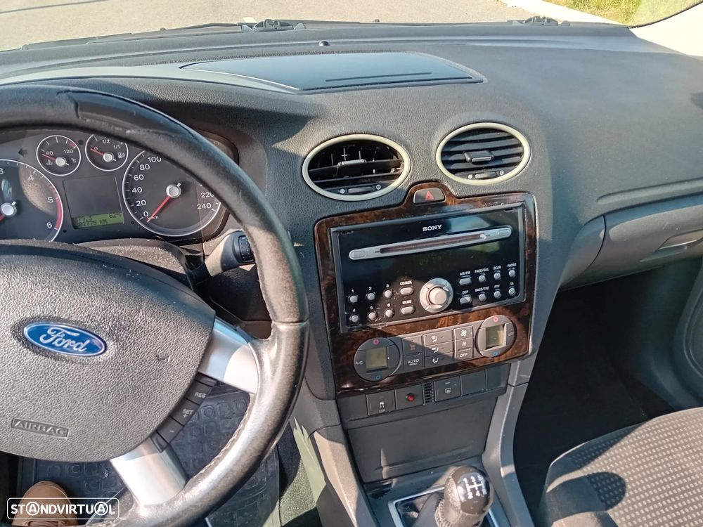 Ford Focus SW 1.6 TDCi Ghia - 20