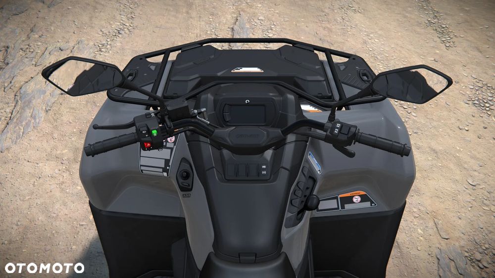 Can-Am Outlander - 8