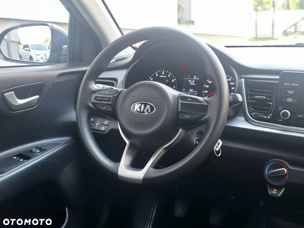 Kia Rio - 13