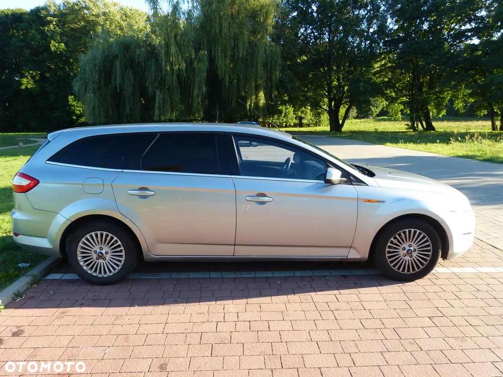 Ford Mondeo 2.0 Titanium - 10