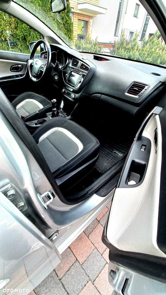 Kia Ceed 1.6 GDI Business Line - 11