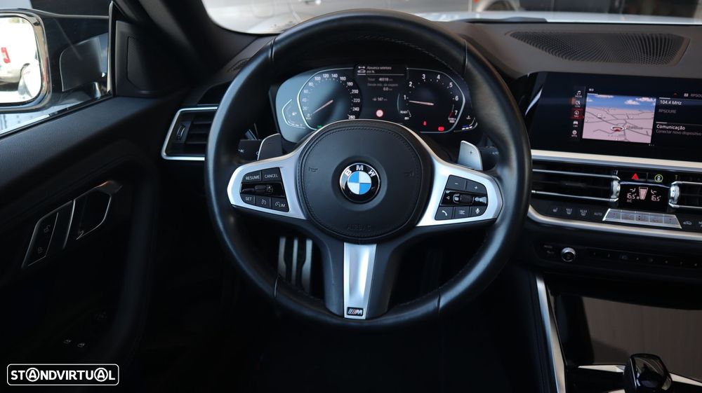 BMW M240i xDrive Auto - 22