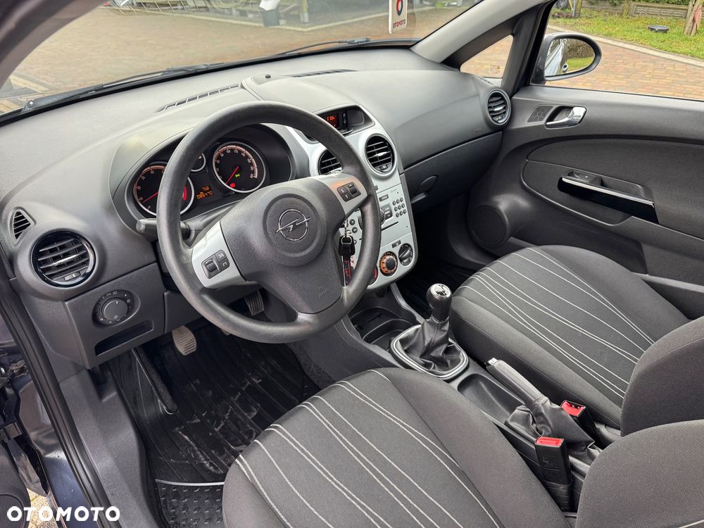 Opel Corsa - 22