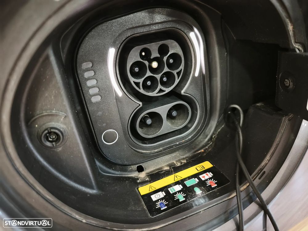 Fiat 500e 23,8kWh Red - 20