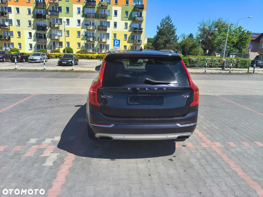 Volvo XC 90 - 3