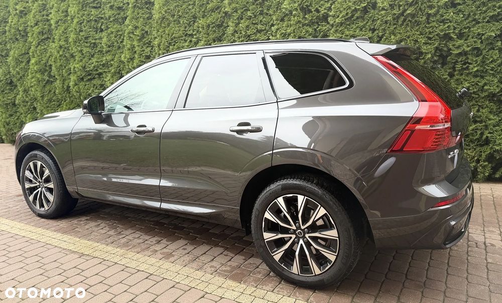Volvo Xc60 2023 photo 2