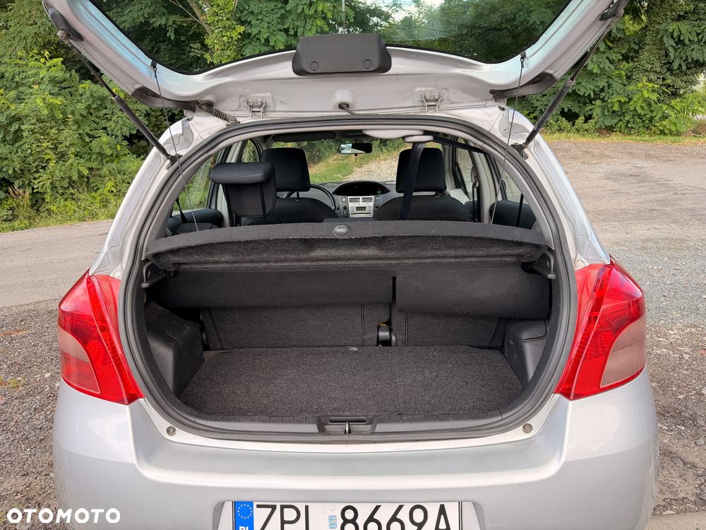 Toyota Yaris 1.4 D-4D Luna - 8