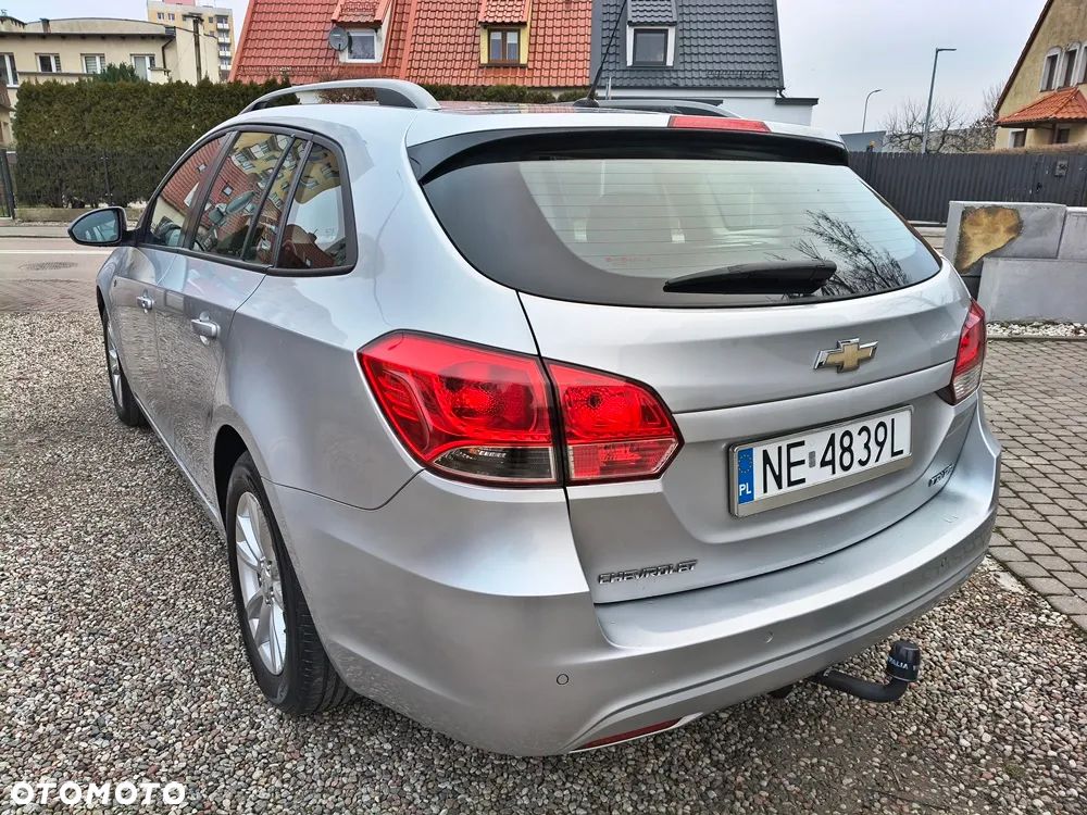 Chevrolet Cruze 1.6 LT - 13