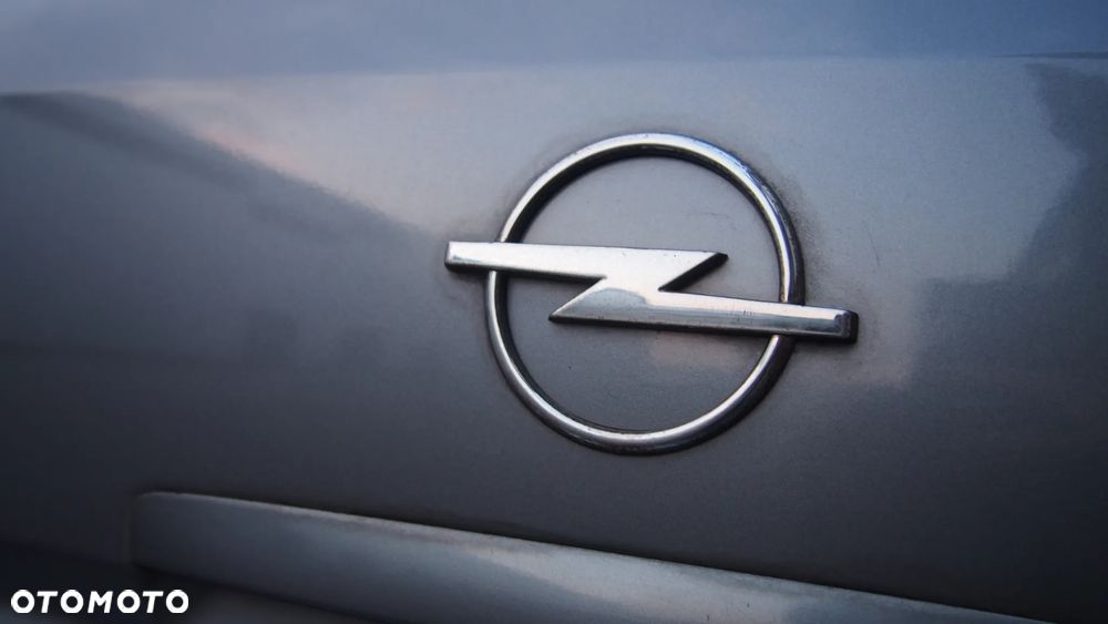 Opel Omega - 33