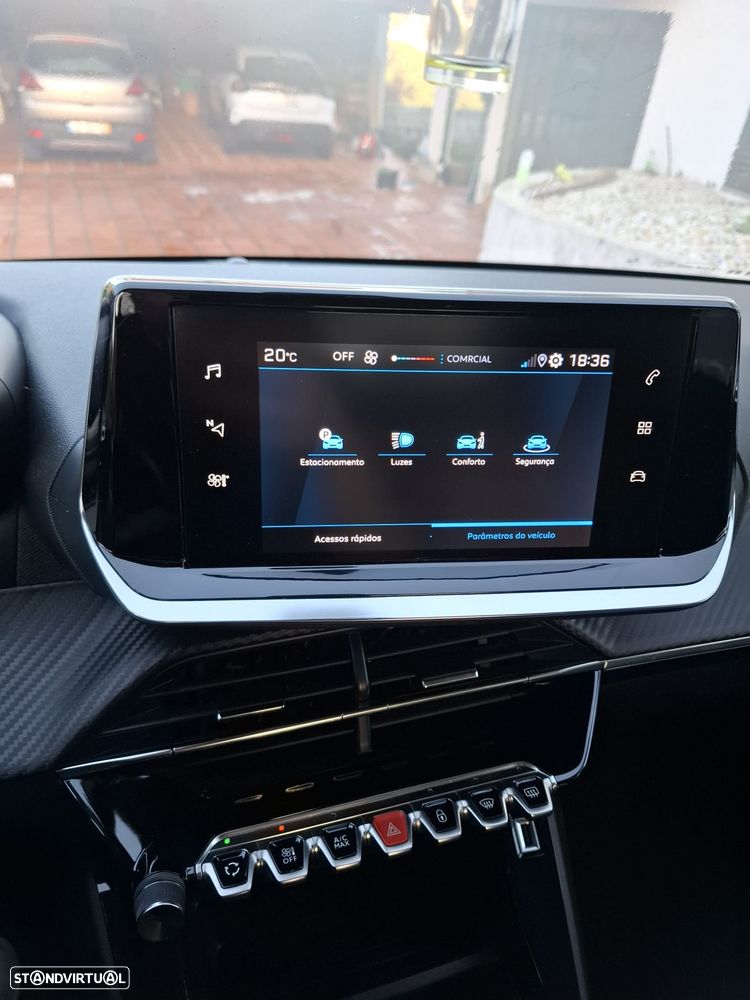 Peugeot 208 1.2 PureTech Allure - 22