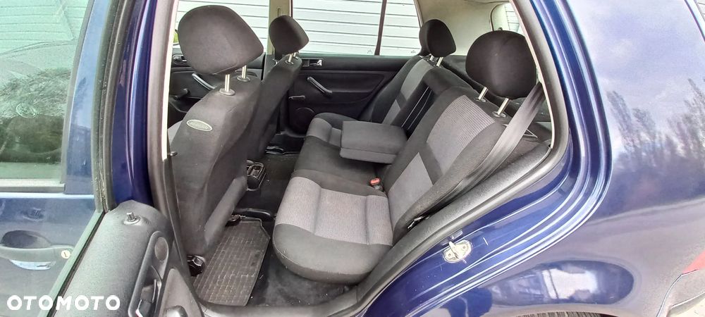 Volkswagen Golf 1.4 CL - 11