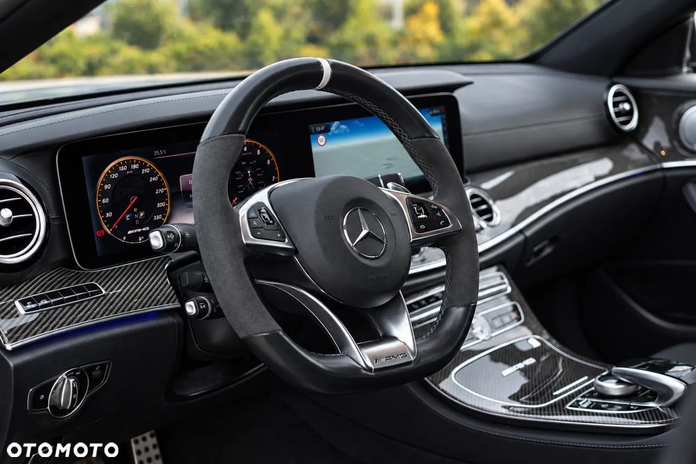 Mercedes-Benz Klasa E - 3
