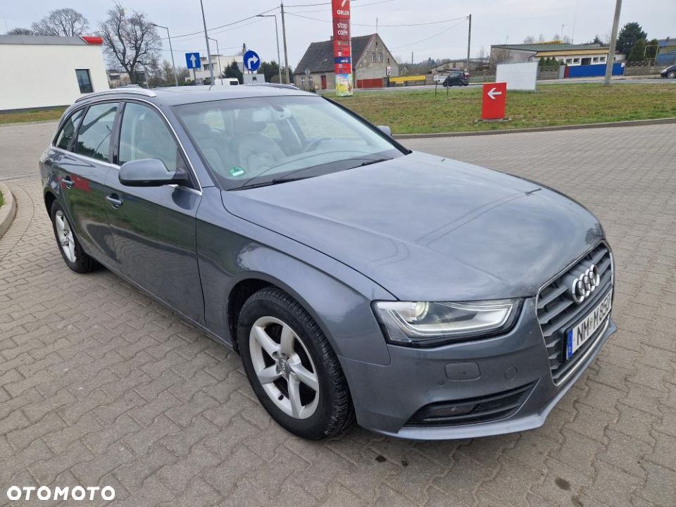 Audi A4 Avant 2.0 TDI DPF Attraction - 2