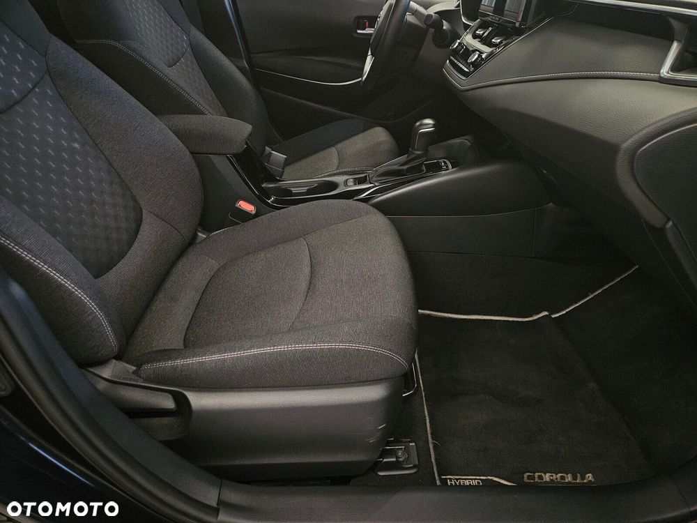 Toyota Corolla - 10