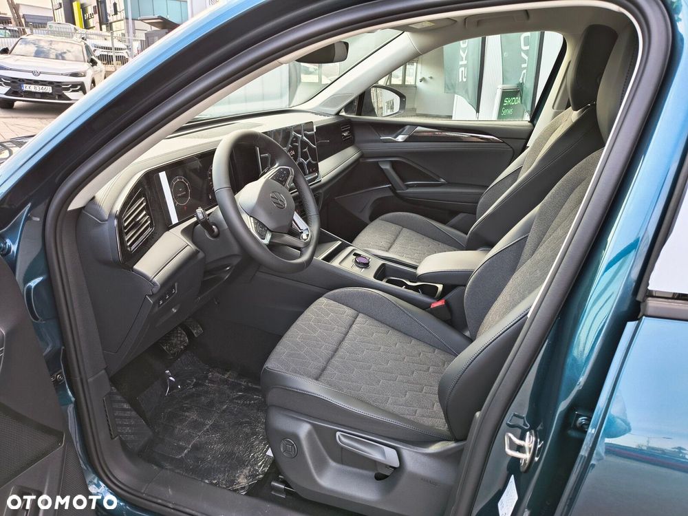 Volkswagen Tiguan - 13