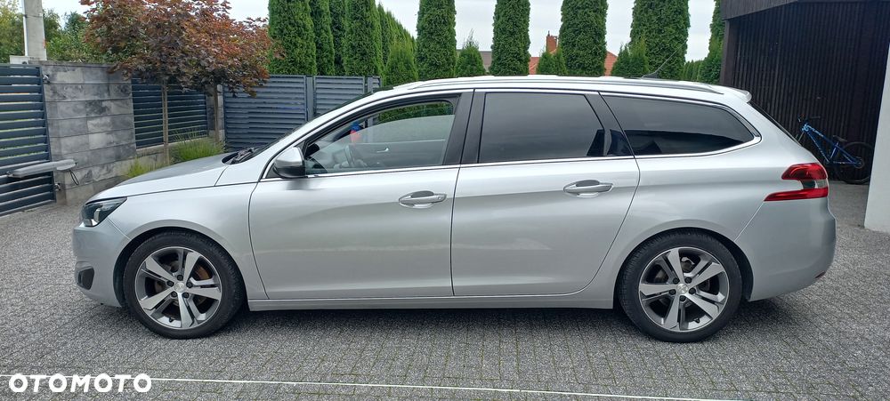 Peugeot 308 1.2 PureTech Allure S&S - 13