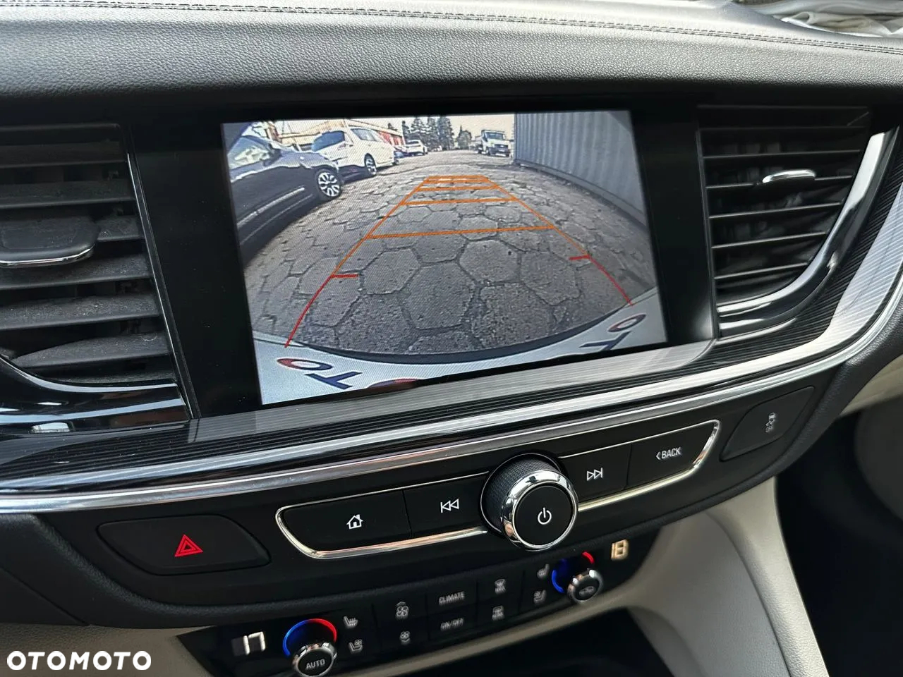 Opel Insignia 2.0 CDTI Cosmo S&S - 30