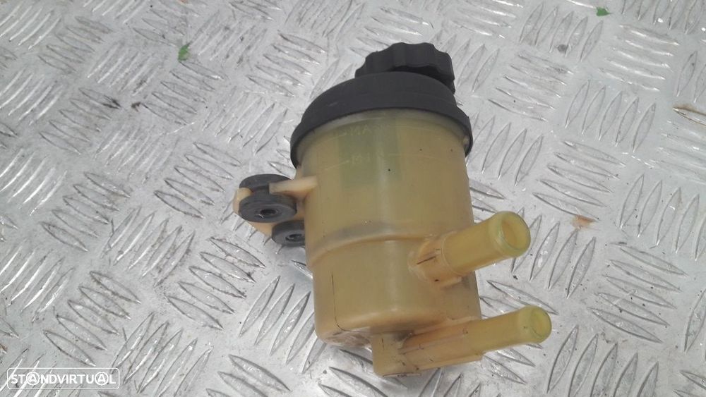 DEPOSITO SERVO KIA CERATO SEDAN 2007 -571502F000 - 3