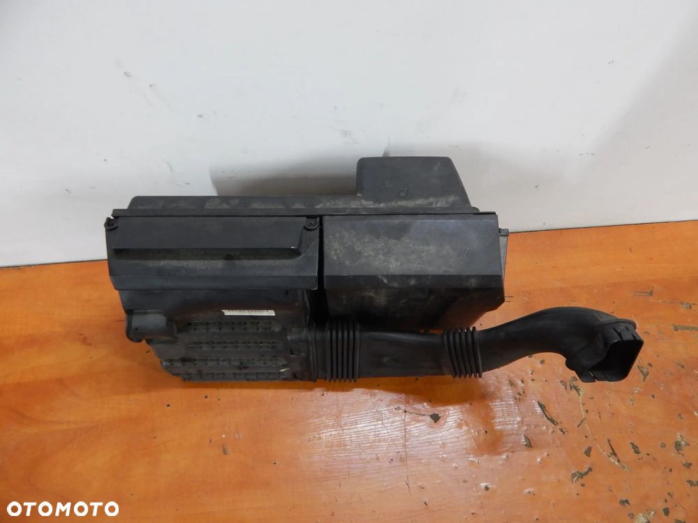 obudowa filtra powietrza 2.5 2.4 benz Volvo v50 v70 s80 xc70 04-14 Łuków części - 10