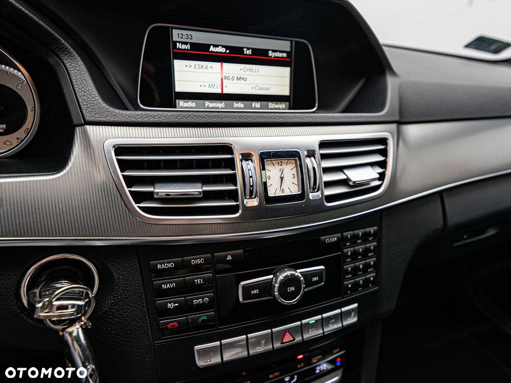 Mercedes-Benz Klasa E - 21