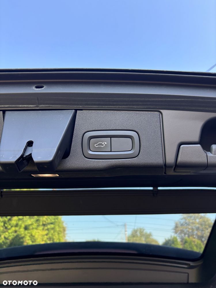 Volvo XC 60 D4 Momentum - 19