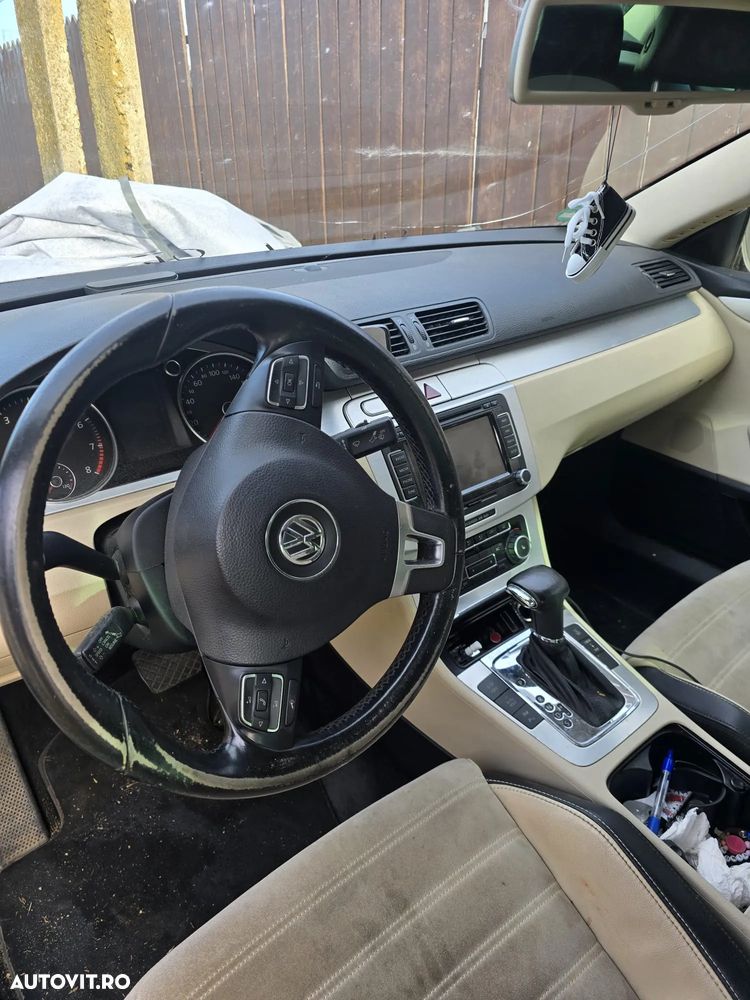 Volkswagen Passat CC - 4