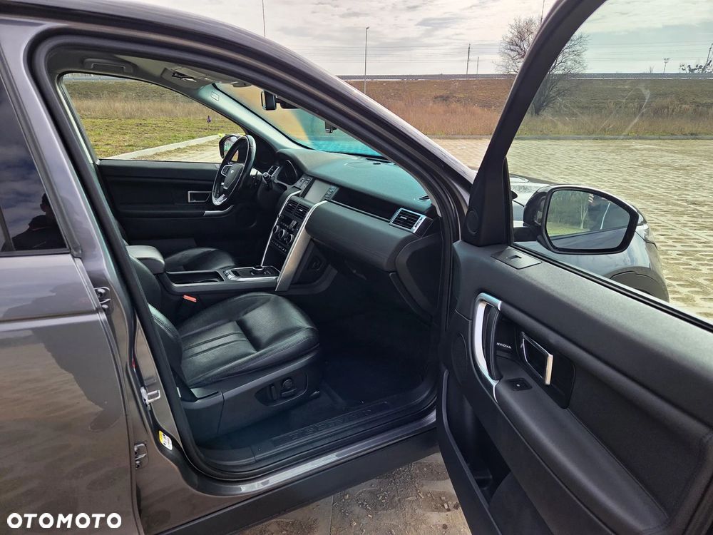 Land Rover Discovery Sport 2.0 TD4 HSE Luxury - 18