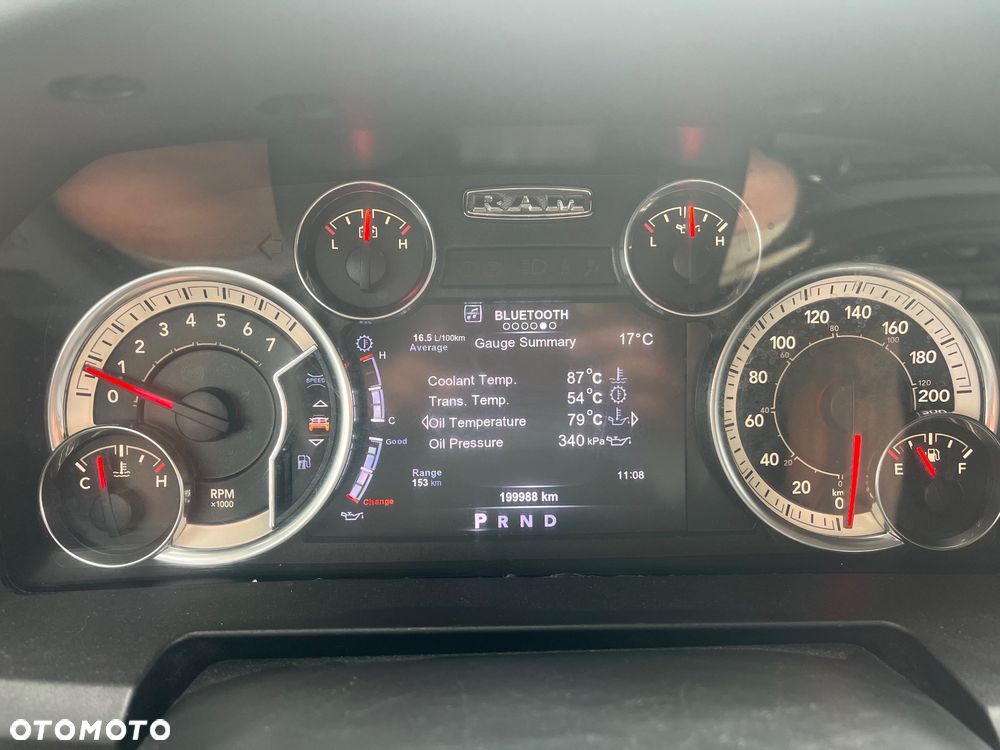 Dodge RAM 1500 5.7 4x4 - 23