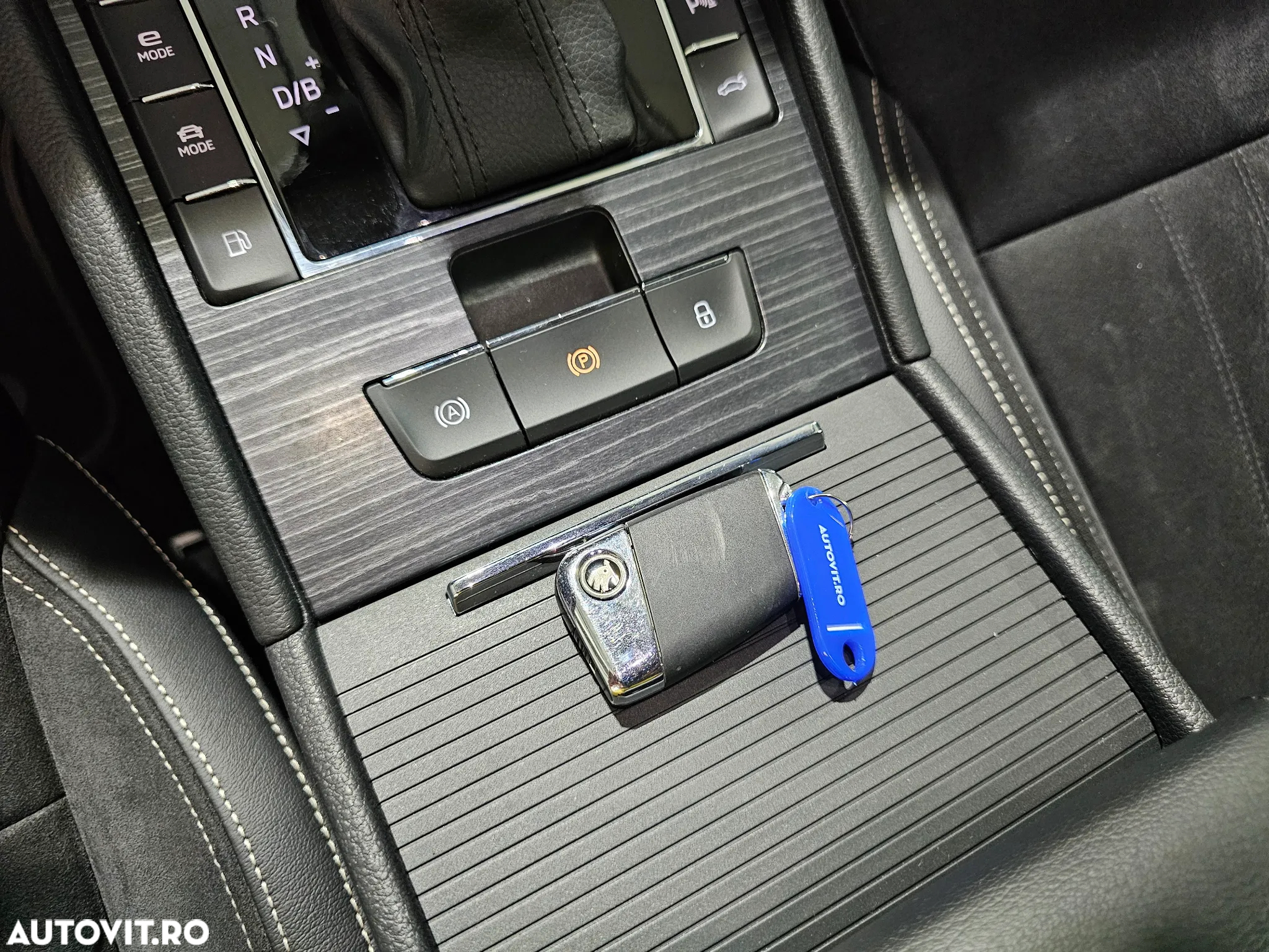 Skoda Superb Combi 1.4 TSI PHEV Style - 19