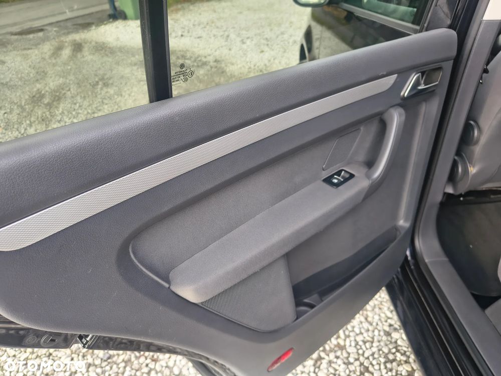 Volkswagen Touran 1.4 TSI Life - 22