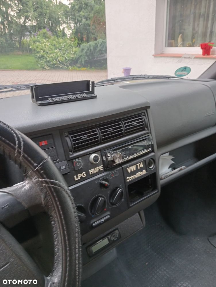 Volkswagen Transporter - 8