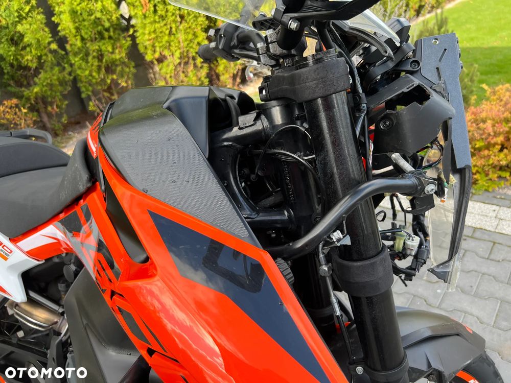 KTM Adventure - 11
