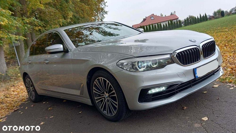 BMW Seria 5 530i Luxury Line - 3